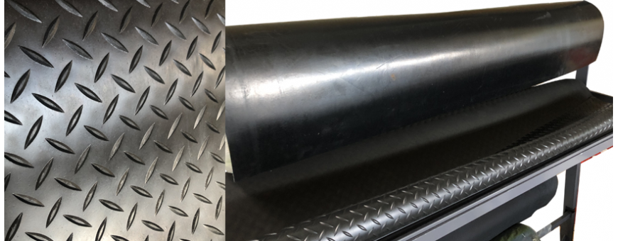 Tapis caoutchouc sur mesure : protection, confort et antidérapant